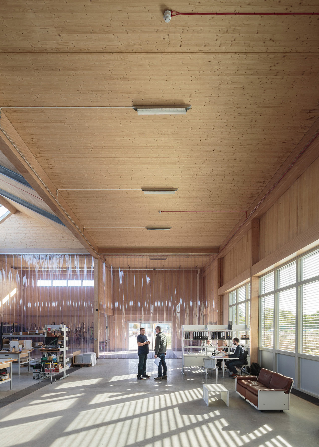 Vitsoe-Royal-Leamington-Spa-HQ-3a